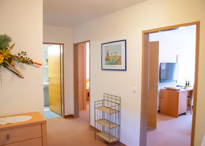 Burgstallerhof 4* 湖畔的费尔德